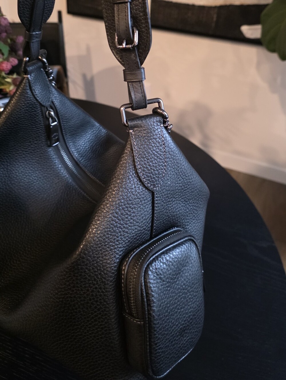 Coach Large Finn, crossbody Strap, and Chain - Picture 4 of 9
